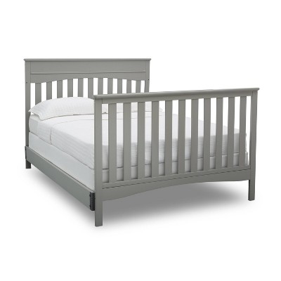 Delta skylar 4 outlet in 1 convertible crib