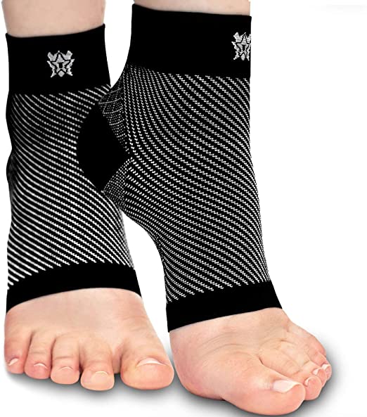 Calcetines de fascitis plantar con soporte de arco para hombres y mujeres.  Los mejores calcetines de compresión 24/7 para aliviar el dolor de pies y